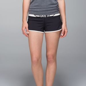 Lululemon Run: Speed Short *4-way Stretch 🍋